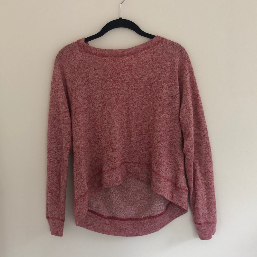 Lightweight crew neck sweater